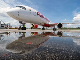 Air India और Vistara के मर्जर से 600 कर्मचारियों की नौकरी पर मंडरा रहा खतरा, जानें क्या होगा असर Air India और Vistara के मर्जर से 600 कर्मचारियों की नौकरी पर मंडरा रहा खतरा, जानें क्या होगा असर