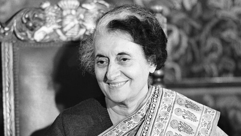 पाकिस्तानच्या अणुबॉम्बचा पाया 1980 मध्येच उखडला असता? इंदिरा  गांधींचा निर्णय 'लाजिरवाणा' माजी अधिकाऱ्याचा दावा