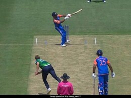 Rishabh Pant's Genius Reverse Scoop Six: "If That Doesn't Get Americans Into Cricket, Nothing Will"