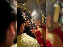 Crazy Viral: Newlyweds Sonakshi Sinha-Zaheer Iqbal Dance With Anil Kapoor To <i>My Name Is Lakhan</i> Crazy Viral: Newlyweds Sonakshi Sinha-Zaheer Iqbal Dance With Anil Kapoor To <i>My Name Is Lakhan</i>