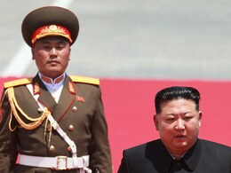 Red Carpet Welcome And A Hug From Kim Jong Un As Putin Visits N Korea Red Carpet Welcome And A Hug From Kim Jong Un As Putin Visits N Korea