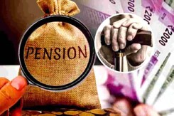 MP Old Pension Scheme: बुजुर्गों के पेंशन विवाद को लेकर कांग्रेस ने बोला हमला! MP Old Pension Scheme: बुजुर्गों के पेंशन विवाद को लेकर कांग्रेस ने बोला हमला!
