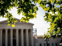 US Supreme Court Agrees To Hear Trump Birthright Citizenship Order Case