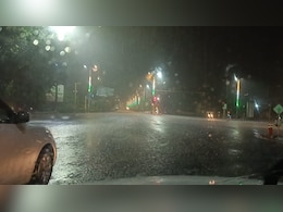 Delhi Rain News LIVE: Delhi NCR में भारी बारिश, राहत के साथ आफत लाए बदरा, सड़कों पर पानी, कई जगह लाइट गुल Delhi Rain News LIVE: Delhi NCR में भारी बारिश, राहत के साथ आफत लाए बदरा, सड़कों पर पानी, कई जगह लाइट गुल