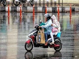 अब डरा रहे बादल! यूपी में 2 दिन में 40 जिलों में दस्तक देगा मॉनसून, कई राज्यों में भारी बारिश की भविष्यवाणी अब डरा रहे बादल! यूपी में 2 दिन में 40 जिलों में दस्तक देगा मॉनसून, कई राज्यों में भारी बारिश की भविष्यवाणी