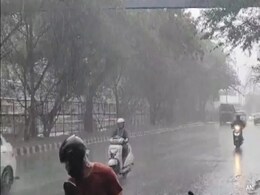 Heavy Rain In Delhi Brings Some Relief From Intense Heat Heavy Rain In Delhi Brings Some Relief From Intense Heat