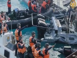 Chinese Sailors Wield Knives, Axe In Galwan-Style Clash With Philippines Chinese Sailors Wield Knives, Axe In Galwan-Style Clash With Philippines