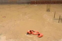 Vasant Vihar: 24 घंटे बाद Under Construction Basement से मिला 1 मजदूर का शव, 2 Labour अभी भी लापता Vasant Vihar: 24 घंटे बाद Under Construction Basement से मिला 1 मजदूर का शव, 2 Labour अभी भी लापता