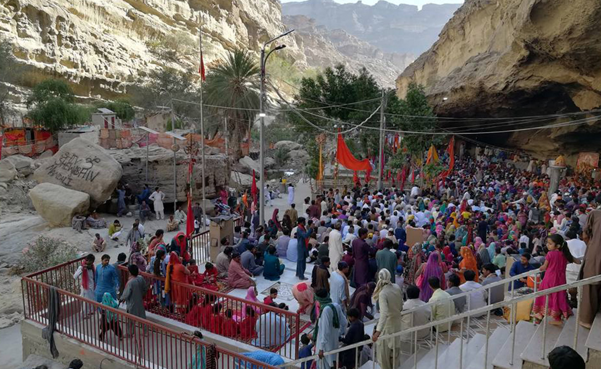 पाकिस्तान के बलूचिस्तान में हिंगलाज माता का उत्सव मना, करीब 3&nbsp;लाख हिंदू तीर्थयात्री पहुंचे