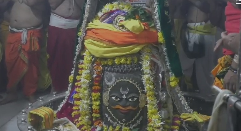 Ujjain जेल में हडकंप, एक आरोपी निकला एड्स पीड़ित, महाकाल मंदिर में पैसे लेकर कराता था भस्म आरती
