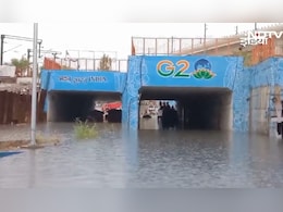 "दिल्ली डूब रही है, धन्यवाद...": राजधानी में जलजमाव पर BJP ने AAP पर साधा निशाना