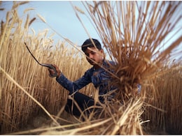 प्रधानमंत्री फसल बीमा योजनाः खरीफ फसलों के लिए डेट लाइन तय, जानिए कितना देना होगा प्रीमियम प्रधानमंत्री फसल बीमा योजनाः खरीफ फसलों के लिए डेट लाइन तय, जानिए कितना देना होगा प्रीमियम
