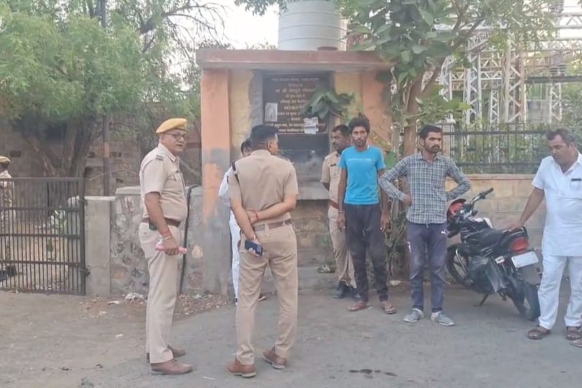 बाड़मेरः दो बच्चों को पानी में डूबोकर मारा, फिर खुद भी टांके में कूदकर की खुदकुशी की कोशिश
