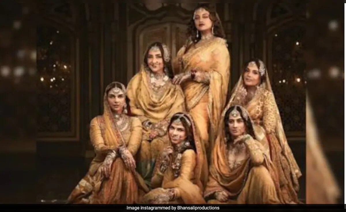 Sanjay Leela Bhansali Confirms <i>Heeramandi 2 </i>: "The Women Now Come From Lahore To The Film World"