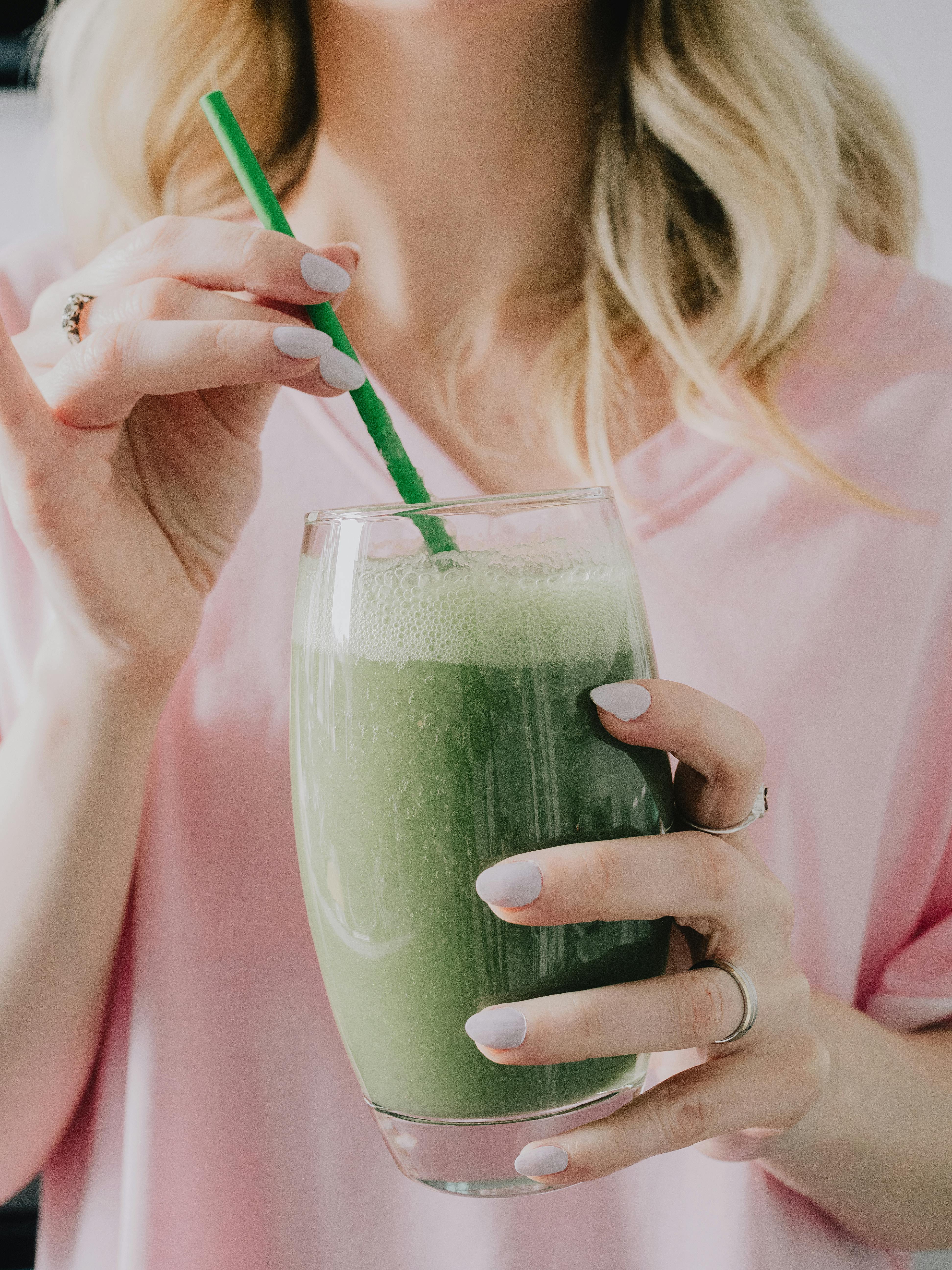Nutritionist Palak Nagpal also shared the reasoning behind amla juice being healthy for your hair