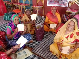 7,000 Maharashtra Villages Abolish Discriminatory Customs Against Widows 7,000 Maharashtra Villages Abolish Discriminatory Customs Against Widows