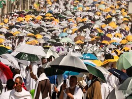 At Least 1,000, Including 68 Indians, Die In Scorching Heat During Hajj: Report At Least 1,000, Including 68 Indians, Die In Scorching Heat During Hajj: Report