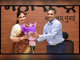 IAS सुजाता सौनिक राज्याच्या पहिल्या महिला मुख्य सचिव, पदभार स्वीकारला IAS सुजाता सौनिक राज्याच्या पहिल्या महिला मुख्य सचिव, पदभार स्वीकारला
