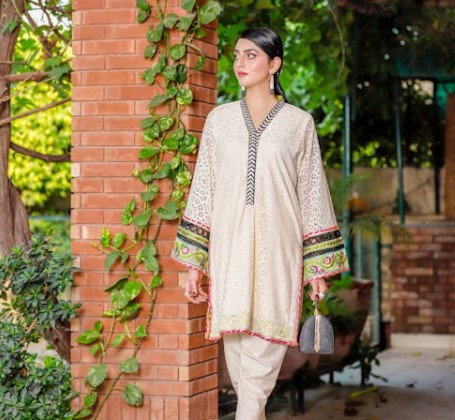 Up To 60% Off On Kurtas Sets For Women On Myntra Up To 60% Off On Kurtas Sets For Women On Myntra
