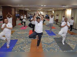 सरन्यायाधीशांनी हिंदीतून लिहिली चिठ्ठी, चार आवडत्या आसनांबद्दल दिली माहिती