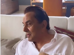 धरम पाजी की बेटी ईशा ने फादर्स डे पर दिखाए पापा के कुछ अनदेखे वीडियो, इंटरनेट यूजर्स हुए इमोशनल धरम पाजी की बेटी ईशा ने फादर्स डे पर दिखाए पापा के कुछ अनदेखे वीडियो, इंटरनेट यूजर्स हुए इमोशनल