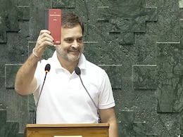 'आयुष्यात कधी संविधान वाचलं नाही', राहुल गांधींचा PM मोदींना टोला 'आयुष्यात कधी संविधान वाचलं नाही', राहुल गांधींचा PM मोदींना टोला