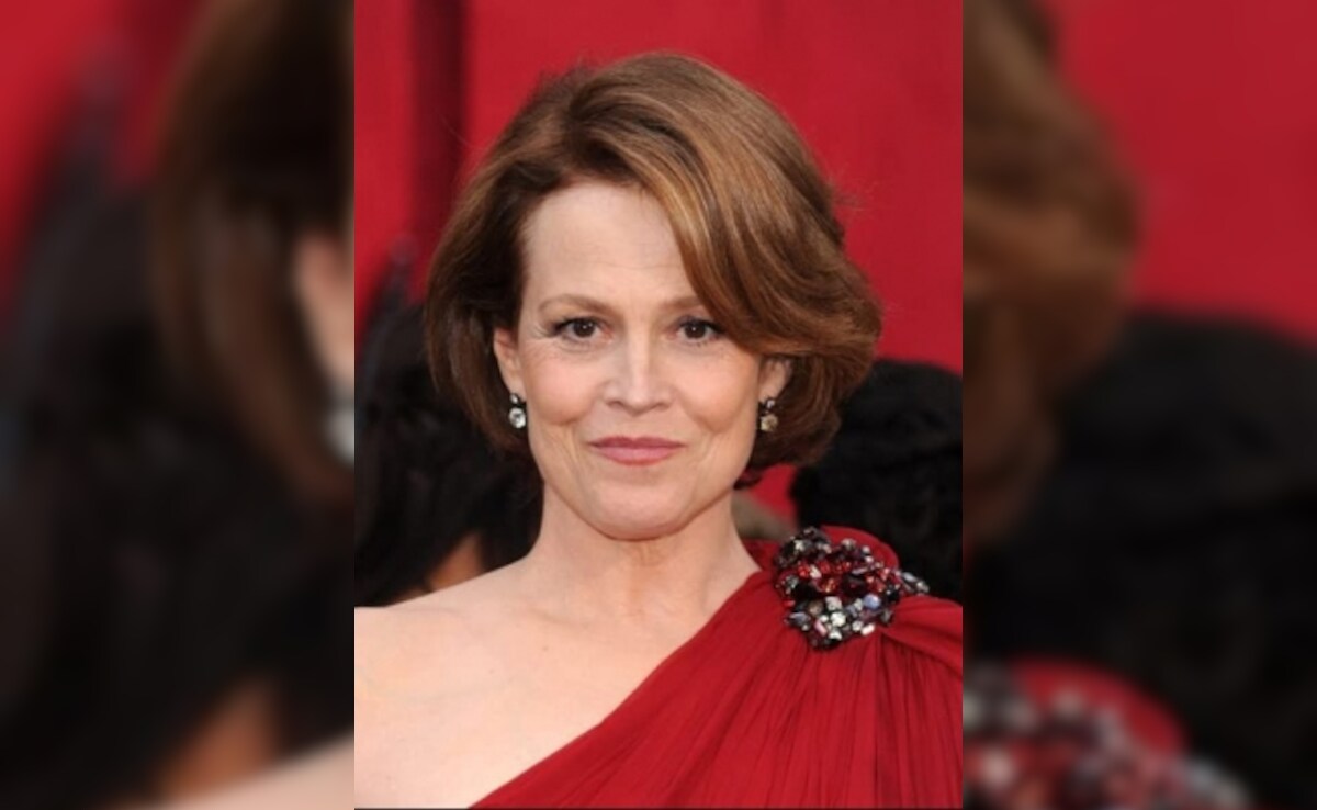 <i>Call My Agent</i> Star Sigourney Weaver To Receive Honorary Golden Lion At Venice Film Festival