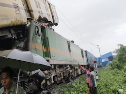 Loco Pilot, Train Guard, 7 Passengers Killed In Bengal Collision Loco Pilot, Train Guard, 7 Passengers Killed In Bengal Collision