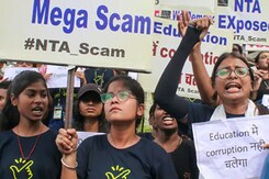NEET Paper Leak: Bihar, Jharkhand, UP, Gujarat, Maharashtra में NEET पेपरलीक का जाल | Des Ki Baat NEET Paper Leak: Bihar, Jharkhand, UP, Gujarat, Maharashtra में NEET पेपरलीक का जाल | Des Ki Baat