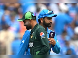 IND vs PAK: भारत-पाकिस्तान के बीच महामुकाबला आज, जानिए T20 World Cup में किसका पलड़ा भारी IND vs PAK: भारत-पाकिस्तान के बीच महामुकाबला आज, जानिए T20 World Cup में किसका पलड़ा भारी