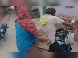 MP News: मैहर के बाद शहडोल में भी शराब की हो रही होम डिलीवरी, जांच के निर्देश जारी MP News: मैहर के बाद शहडोल में भी शराब की हो रही होम डिलीवरी, जांच के निर्देश जारी