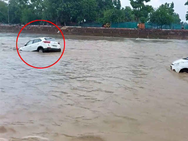 Video: Car Swept Away In Ganga River Amid Heavy Rain In Haridwar