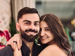 विराट आणि वामिकाने असे केले फादर्स डे सेलिब्रेशन, अनुष्का शर्माने शेअर केला फोटो विराट आणि वामिकाने असे केले फादर्स डे सेलिब्रेशन, अनुष्का शर्माने शेअर केला फोटो