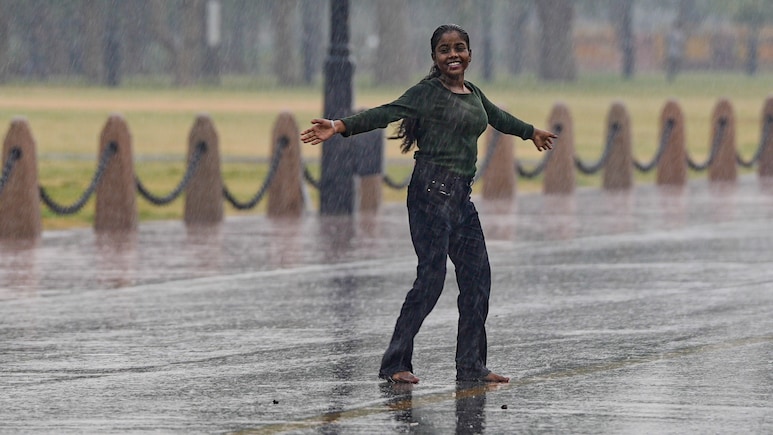 Delhi, Noida Witness Light Rains On Wednesday: Weather Forecast For Today