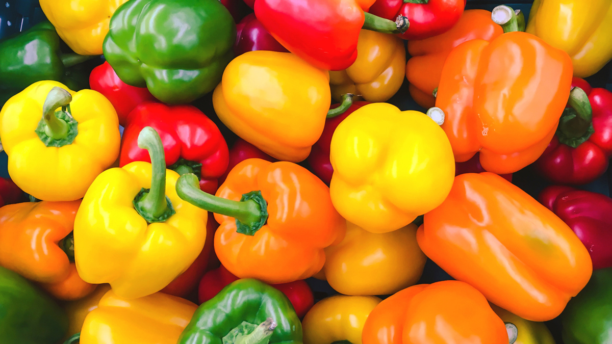 Bell peppers are low in potassium and high in vitamins C and A, which are beneficial for kidney health