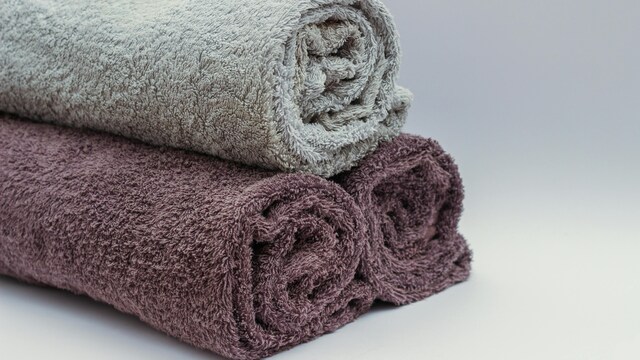 Doctor Sirak Darbinian explains how often you should wash your towels