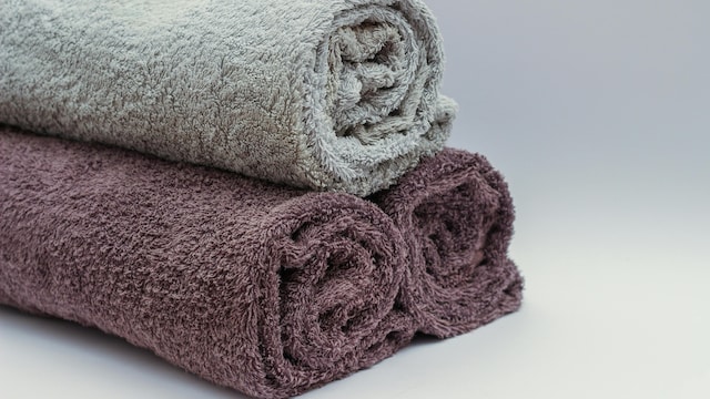 Doctor Sirak Darbinian explains how often you should wash your towels