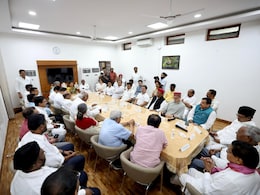 उन दलों का स्वागत है, जो संविधान की प्रस्तावना में विश्वास रखते हैं : मल्लिकार्जुन खरगे उन दलों का स्वागत है, जो संविधान की प्रस्तावना में विश्वास रखते हैं : मल्लिकार्जुन खरगे