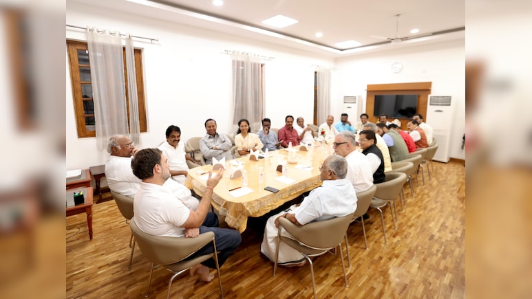 क्या उपराष्ट्रपति चुनाव में होगी ‘दक्षिण बनाम दक्षिण’ की जंग, विपक्ष की बैठक से मिल रहा ये बड़ा इशारा