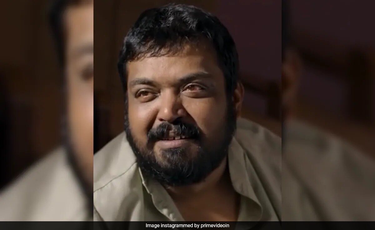 Faisal Malik On The Emotional Scene In <i>Panchayat</i>: "Didn't Think I Would Be Able To Pull It Off"