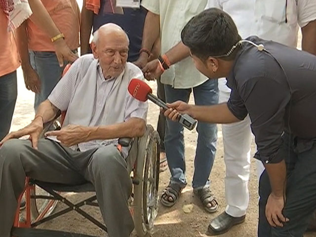 Elderly Queue-Up At Polling Booths In Varanasi