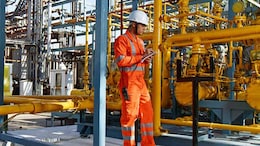 Adani Total Gas Q1 Net Profit Rises 20% On Higher CNG Volumes