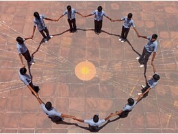 Zero Shadow Day: बांसवाड़ा में आज दोपहर घटेगी अद्भुत घटना, कुछ पल के लिए व्यक्ति को नजर ही नहीं आएगी खुद की परछाई