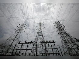 राजस्थान में बिजली महंगी! सरकार ने बढ़ाया फ्यूल सरचार्ज; जानिए किन लोगों पर पड़ेगा असर राजस्थान में बिजली महंगी! सरकार ने बढ़ाया फ्यूल सरचार्ज; जानिए किन लोगों पर पड़ेगा असर