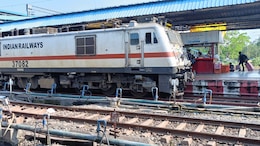 Railway Protection Force Arrest 2 In Nashik For Trespassing To Make Reels