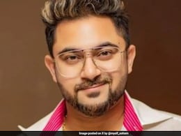 अभिषेक बनर्जी को लेकर अपशब्द कहने पर TMC विधायक ने रेस्तरां मालिक से की मारपीट, मांगी माफी अभिषेक बनर्जी को लेकर अपशब्द कहने पर TMC विधायक ने रेस्तरां मालिक से की मारपीट, मांगी माफी