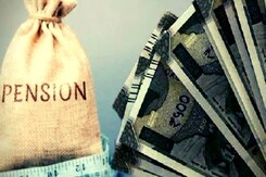 MP Old Pension Scheme: एमपी में 1 लाख से ज्यादा बुजुर्गों की पेंशन बंद, जानिए पूरा मामला MP Old Pension Scheme: एमपी में 1 लाख से ज्यादा बुजुर्गों की पेंशन बंद, जानिए पूरा मामला