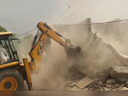 Rajasthan: ऑपरेशन 'एंटी वायरस' से अपराधियों में खौफ, साइबर ठगों के मकान पर पुलिस ने चलाया बुलडोजर