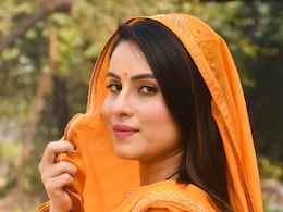 भोजपुरी फिल्म हर घर की यही कहानी ने बनाया रिकॉर्ड, संजना पांडेय और मणि भट्टाचार्य की जुगलबंदी ने मचाई धूम भोजपुरी फिल्म हर घर की यही कहानी ने बनाया रिकॉर्ड, संजना पांडेय और मणि भट्टाचार्य की जुगलबंदी ने मचाई धूम