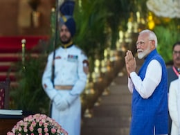 शहबाज शरीफ और नवाज शरीफ ने दी जीत की बधाई, कुछ ऐसा था PM मोदी का रिएक्शन शहबाज शरीफ और नवाज शरीफ ने दी जीत की बधाई, कुछ ऐसा था PM मोदी का रिएक्शन